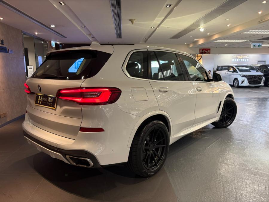 X5 xDrive40i M-Sport - Image 2